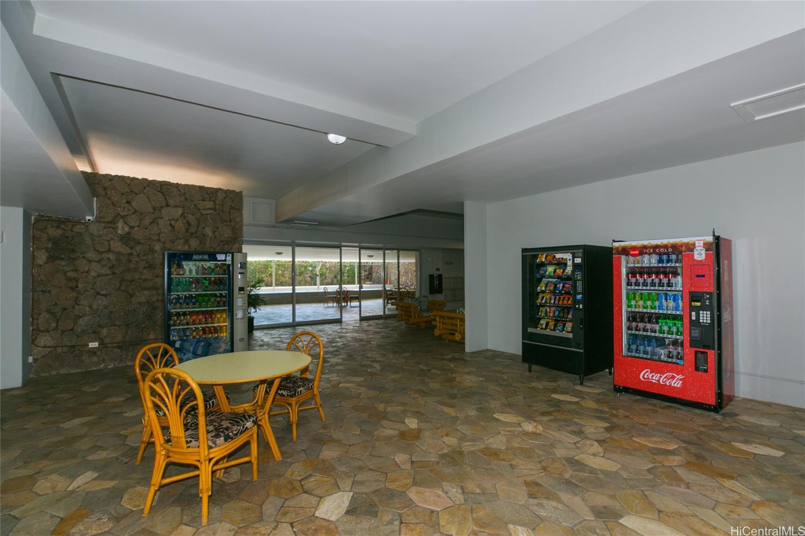 Five Regents condo # 2103, Honolulu, Hawaii - photo 19 of 23