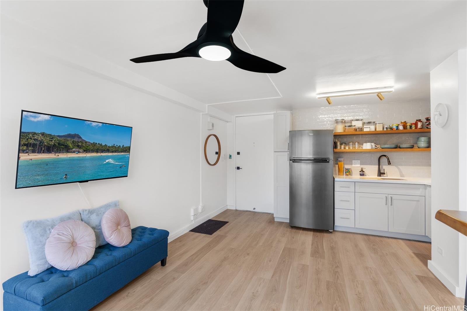 Five Regents condo # 611, Honolulu, Hawaii - photo 2 of 22