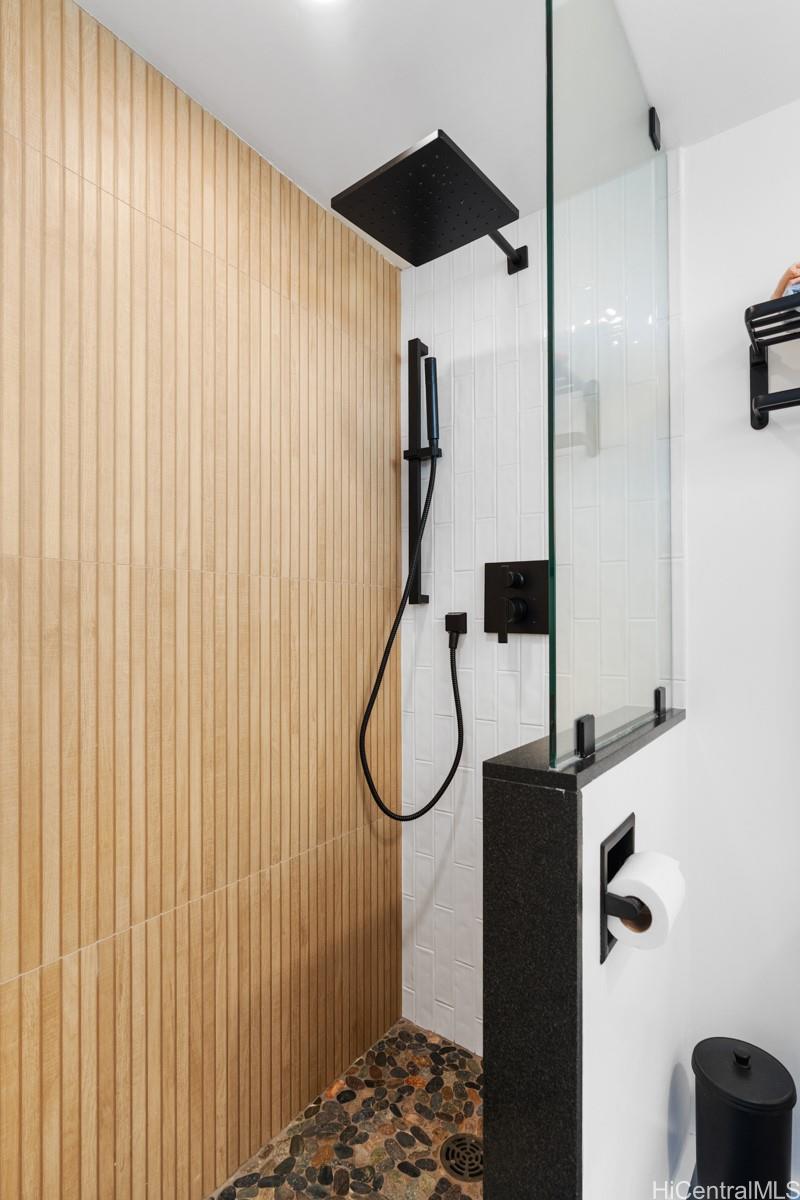 Five Regents condo # 611, Honolulu, Hawaii - photo 16 of 22