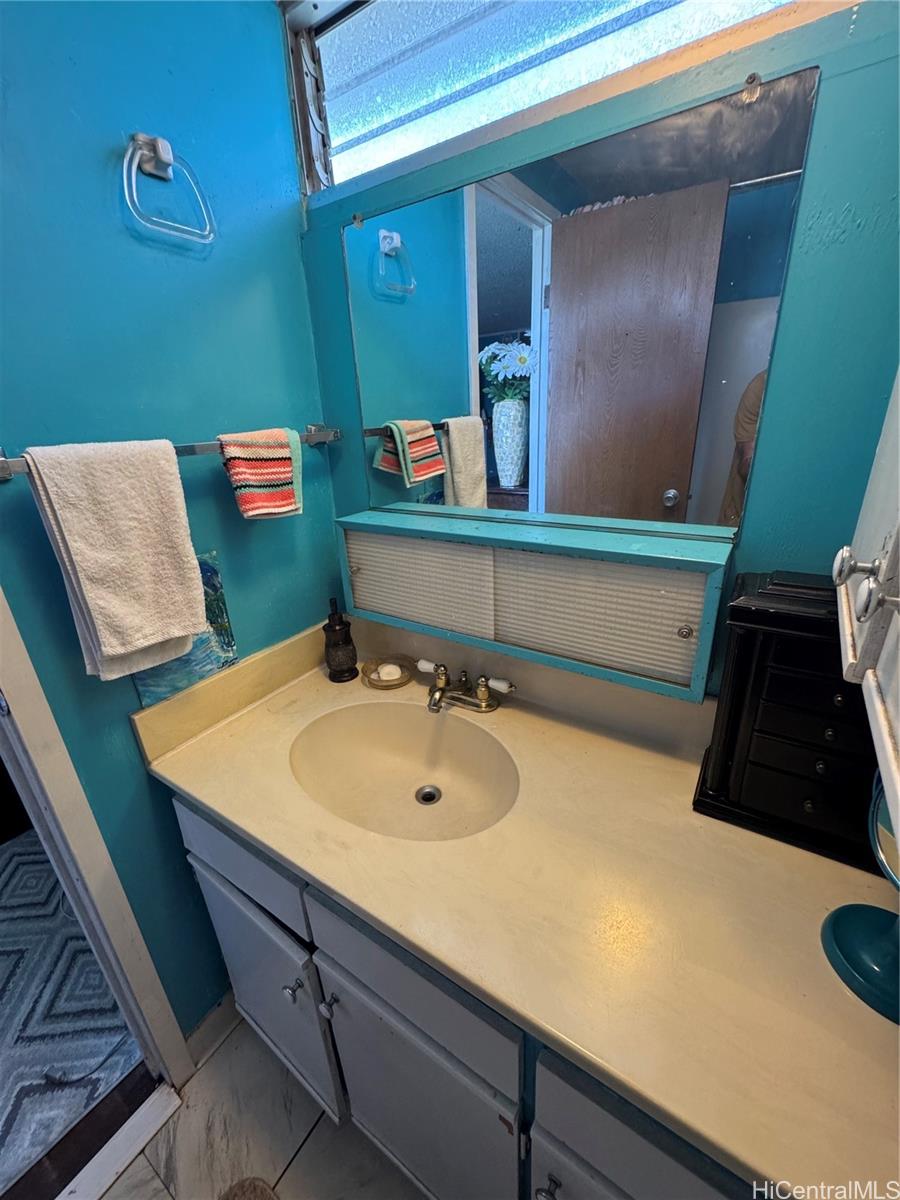 Five Regents condo # 706, Honolulu, Hawaii - photo 6 of 20