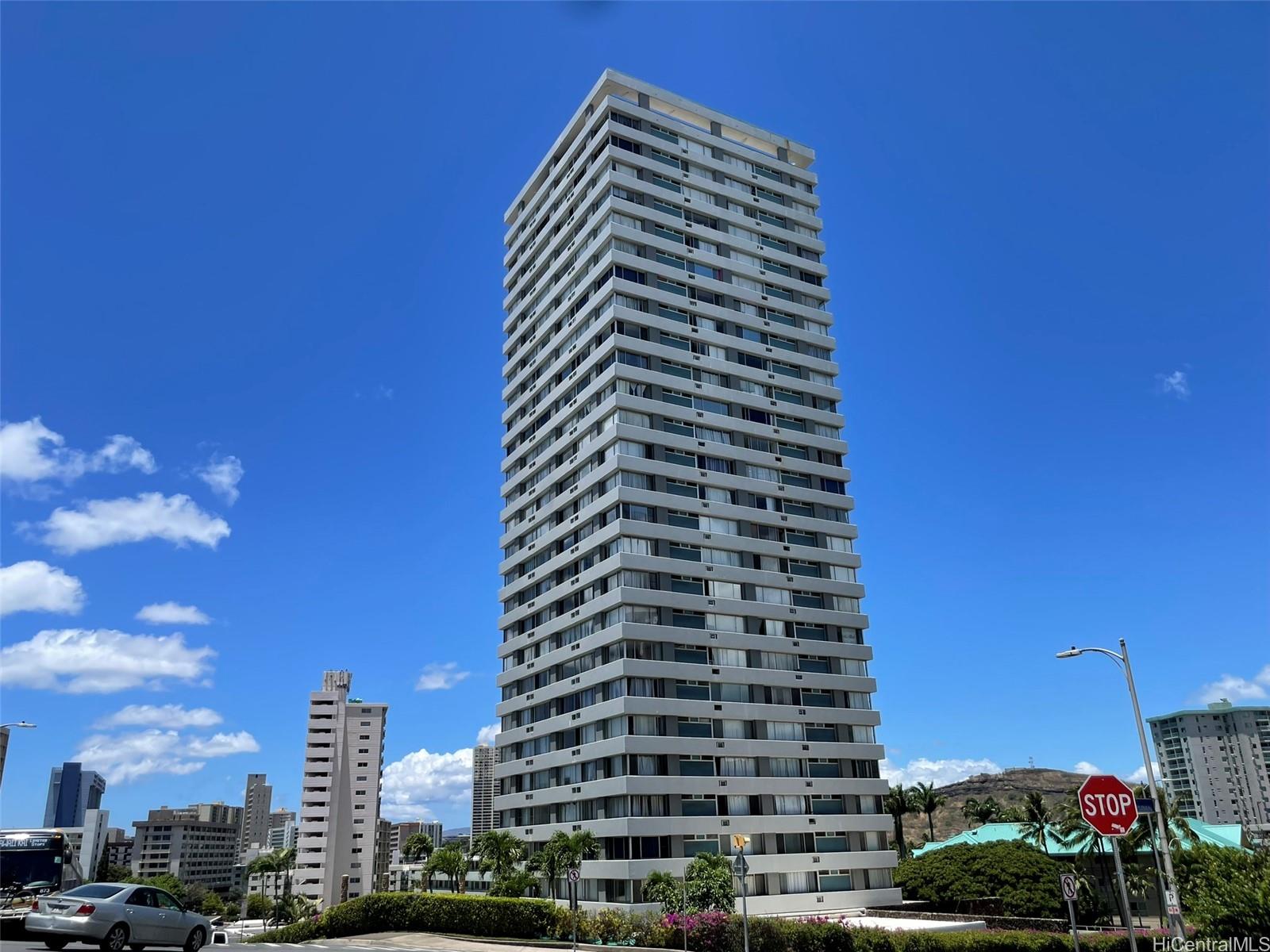 Five Regents condo # 910, Honolulu, Hawaii - photo 2 of 15