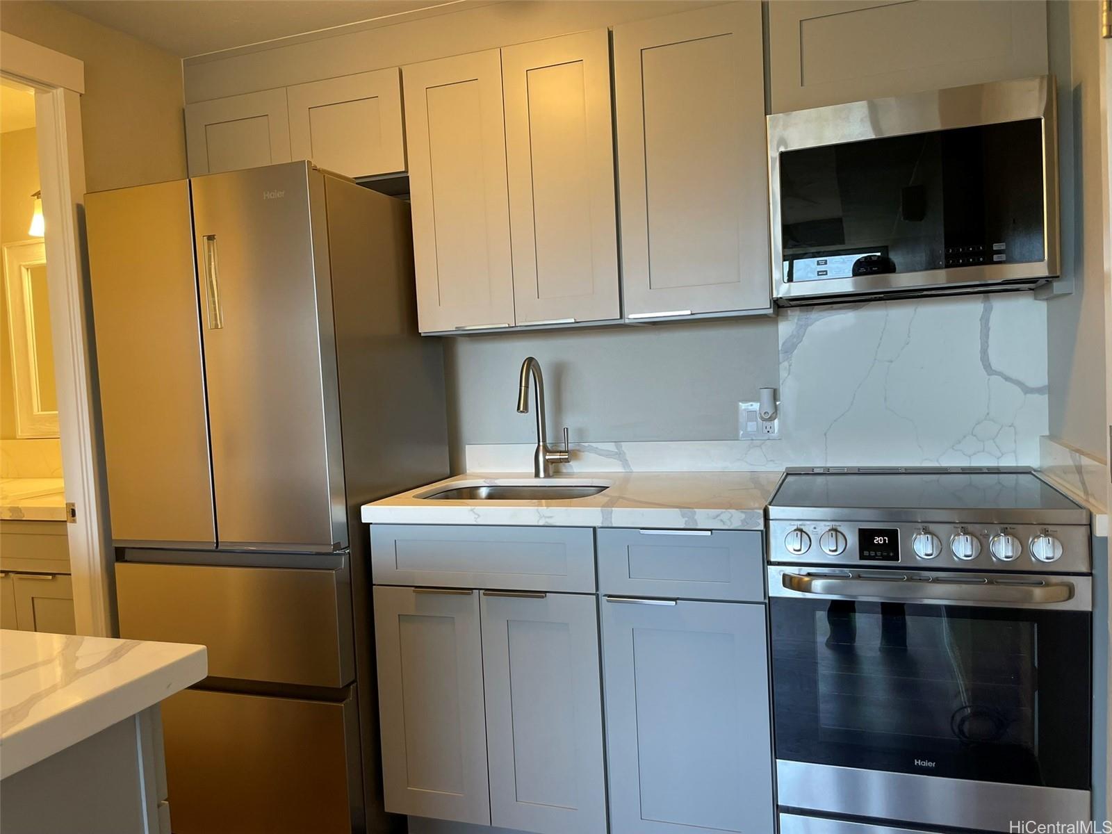 Five Regents condo # 910, Honolulu, Hawaii - photo 5 of 15