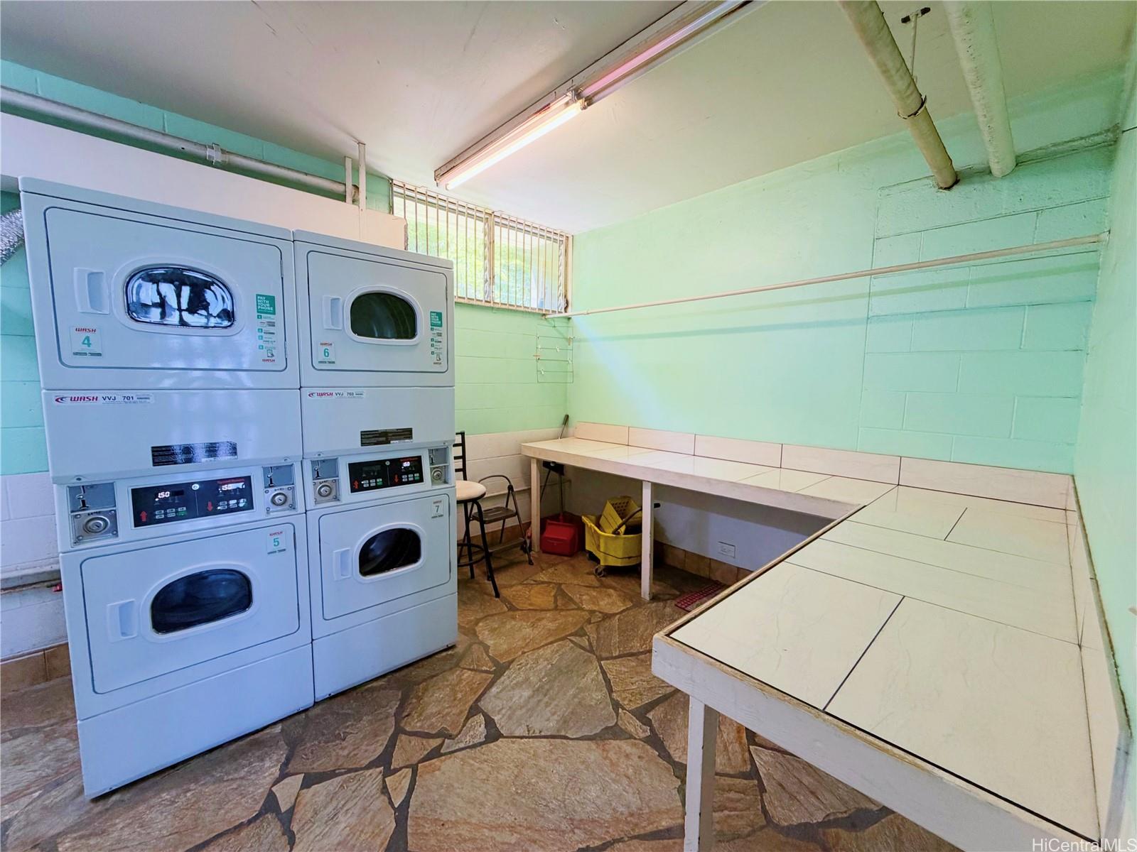 Lakeview Terrace condo # 8B, Honolulu, Hawaii - photo 17 of 22