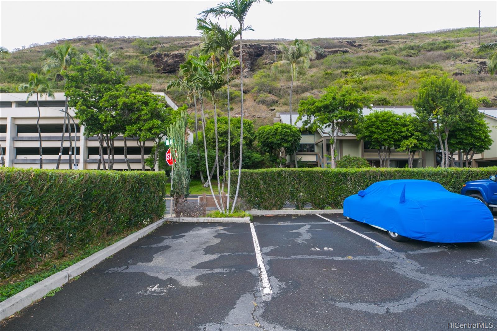 Marina Palms condo # 221, Honolulu, Hawaii - photo 23 of 25