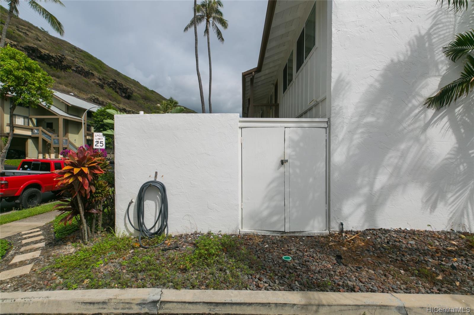 Marina Palms condo # 221, Honolulu, Hawaii - photo 24 of 25