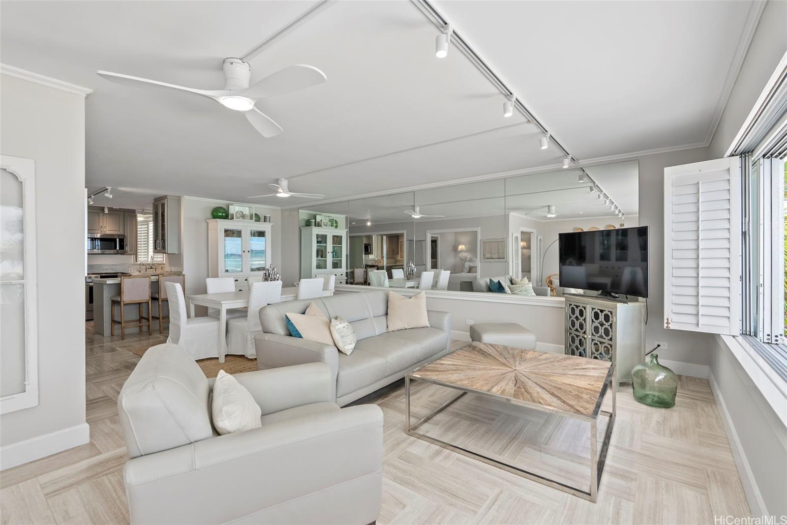 Colony Surf Ltd condo # 104, Honolulu, Hawaii - photo 23 of 25