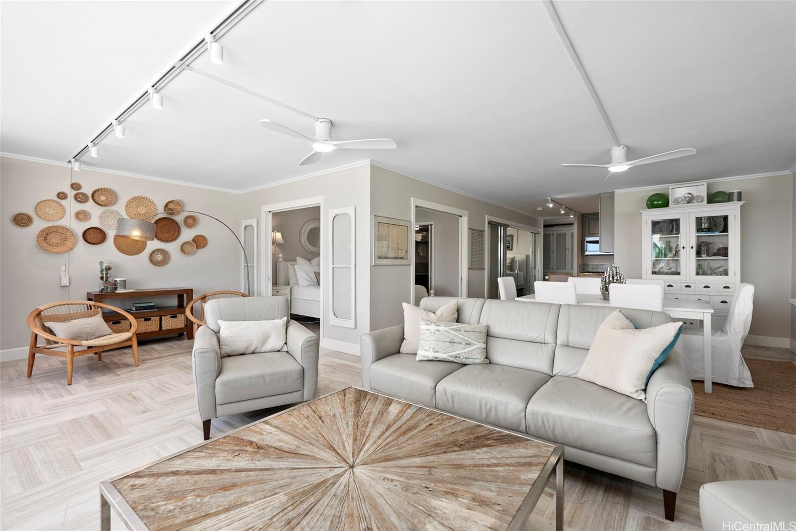 Colony Surf Ltd condo # 104, Honolulu, Hawaii - photo 25 of 25