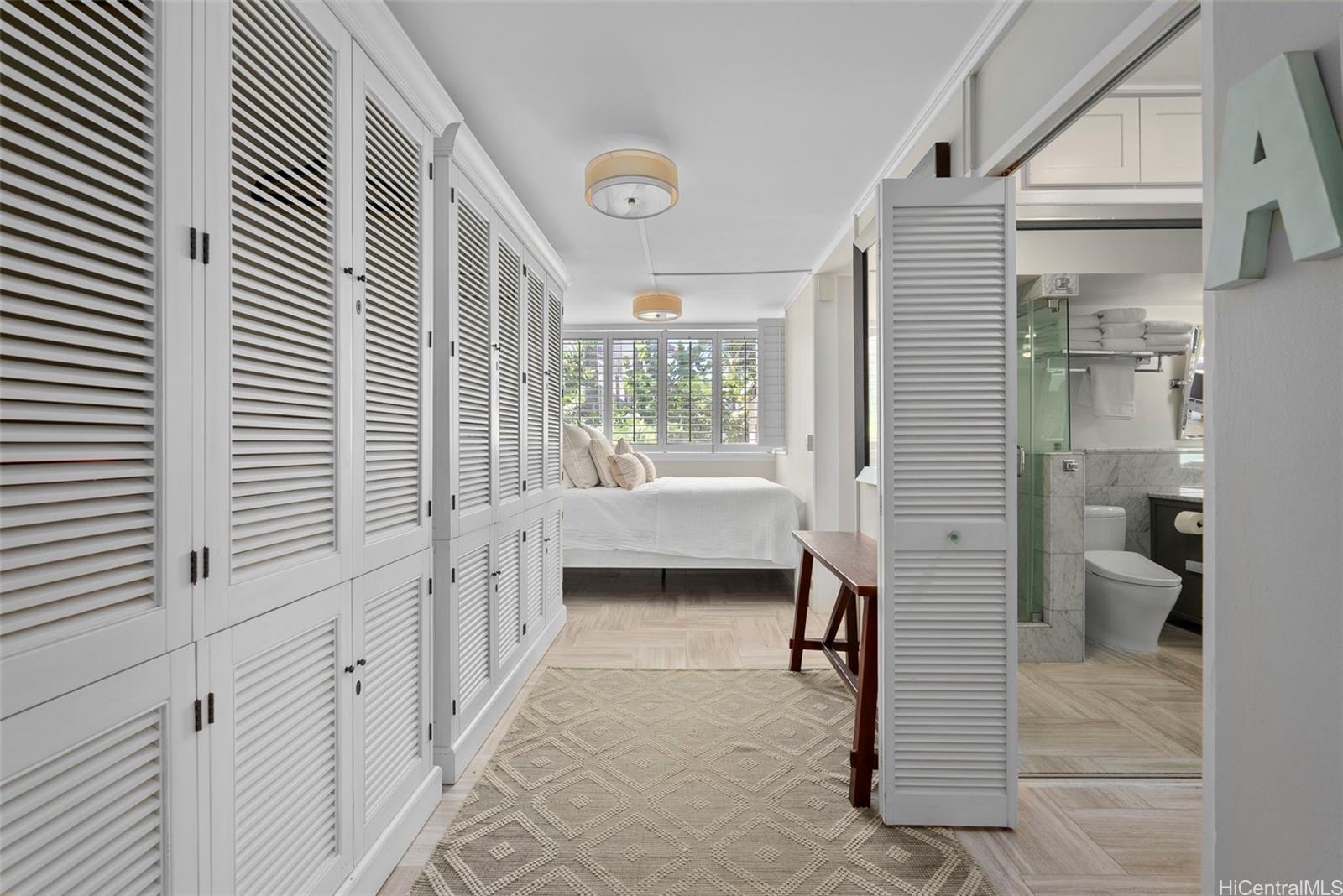 Colony Surf Ltd condo # 104, Honolulu, Hawaii - photo 4 of 25