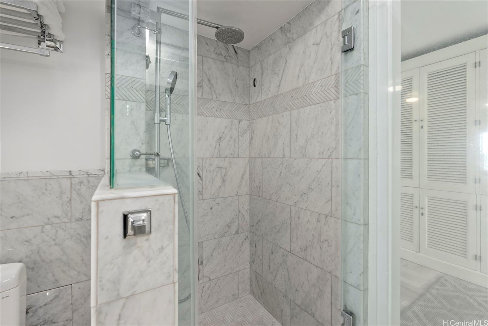 Colony Surf Ltd condo # 104, Honolulu, Hawaii - photo 9 of 25