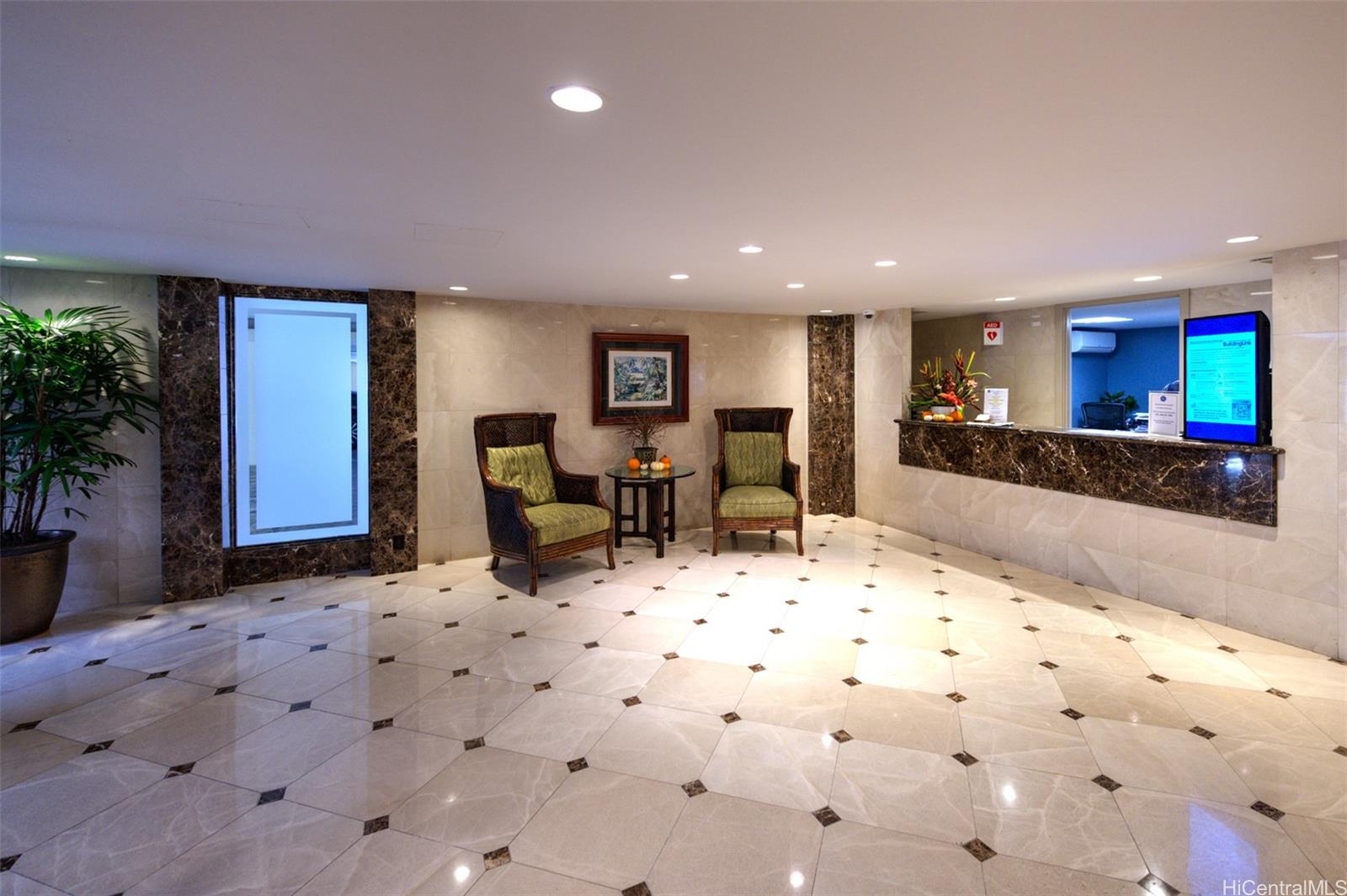 Colony Surf Ltd condo # 109, Honolulu, Hawaii - photo 21 of 24