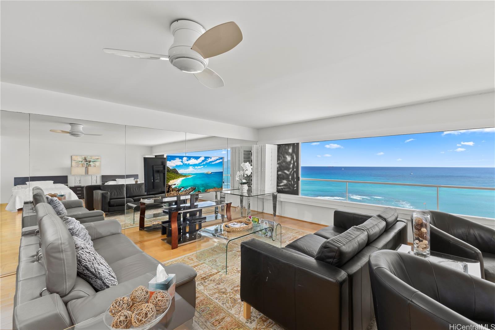 Colony Surf Ltd condo # 1202, Honolulu, Hawaii - photo 7 of 24