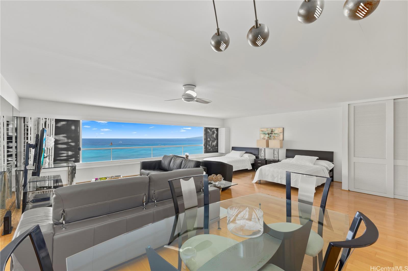 Colony Surf Ltd condo # 1202, Honolulu, Hawaii - photo 8 of 24