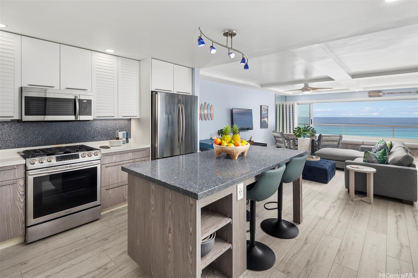 Colony Surf Ltd condo # 1402, Honolulu, Hawaii - photo 6 of 21