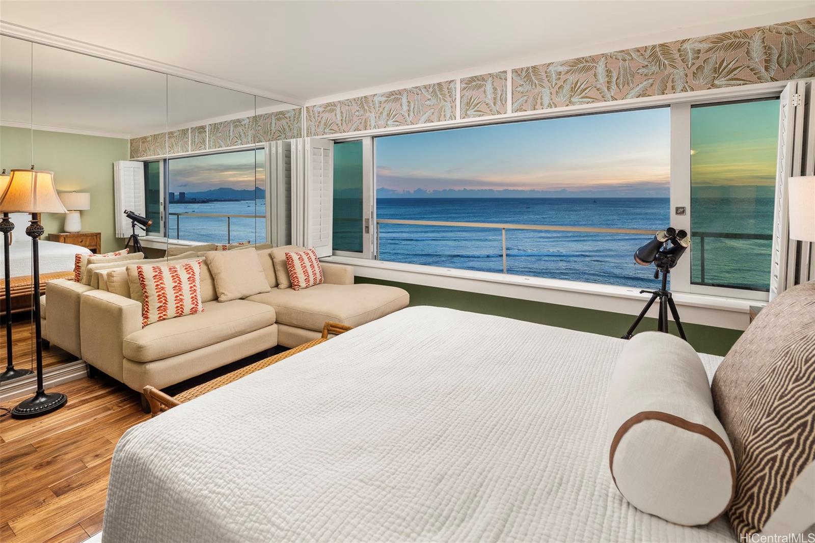 Colony Surf Ltd condo # 1403, Honolulu, Hawaii - photo 8 of 14