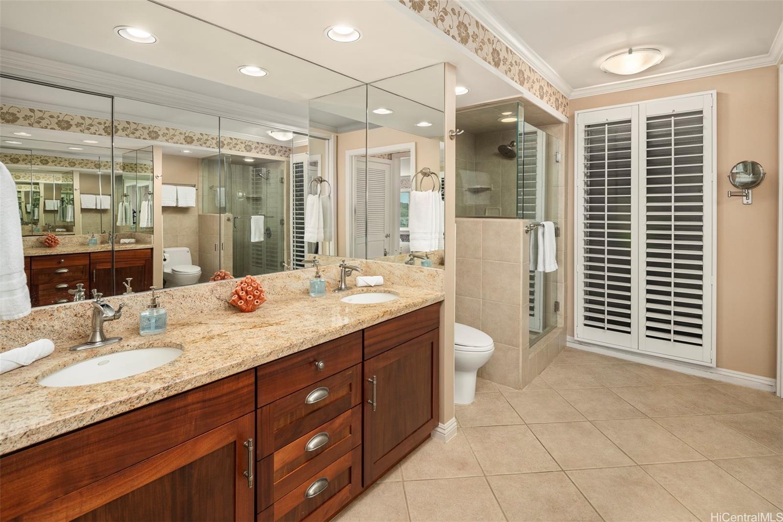 Colony Surf Ltd condo # 1404 & #1405, Honolulu, Hawaii - photo 14 of 16