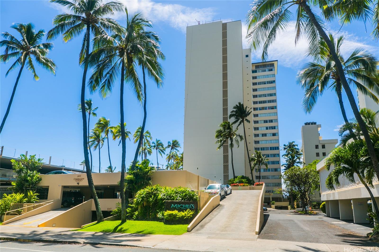 2895 Kalakaua Ave Honolulu - Rental - photo 22 of 24