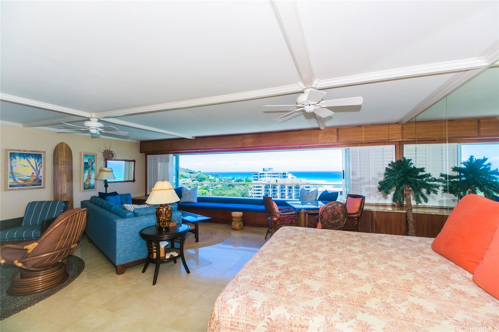 2895 Kalakaua Ave Honolulu - Rental - photo 7 of 24