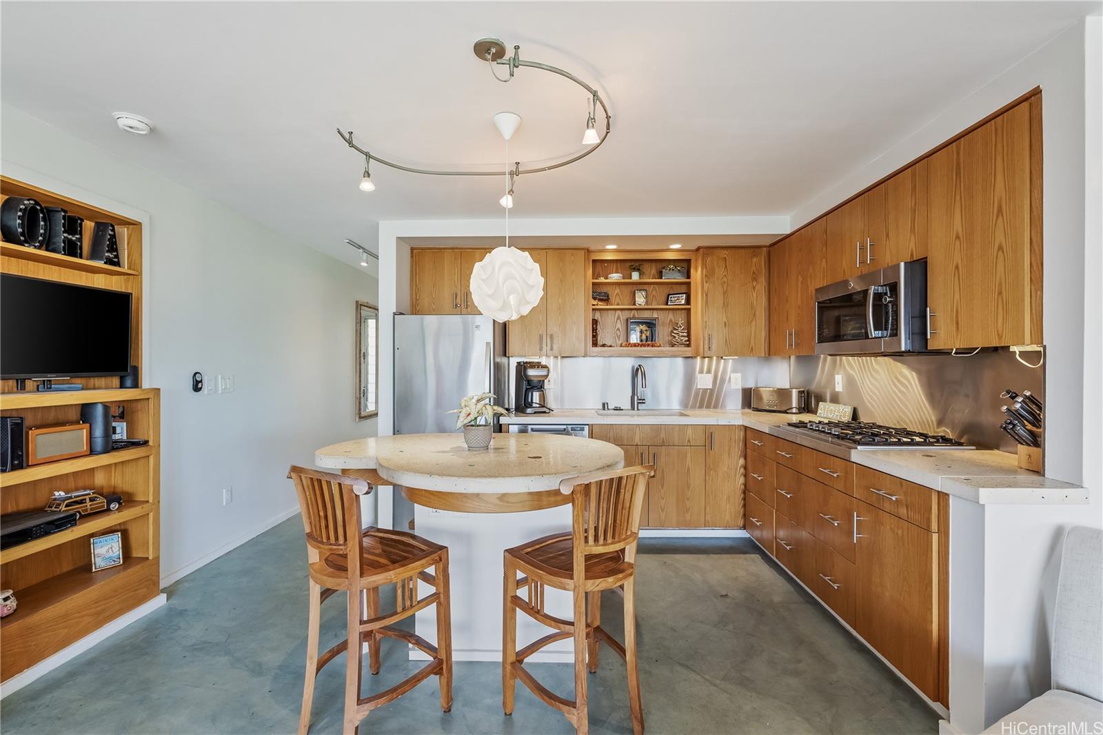 Colony Surf Ltd condo # 206, Honolulu, Hawaii - photo 6 of 21