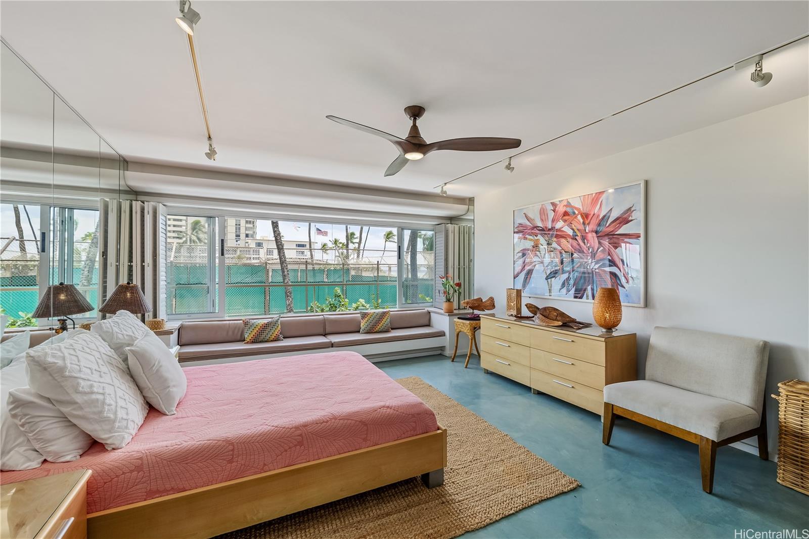 Colony Surf Ltd condo # 206, Honolulu, Hawaii - photo 8 of 21