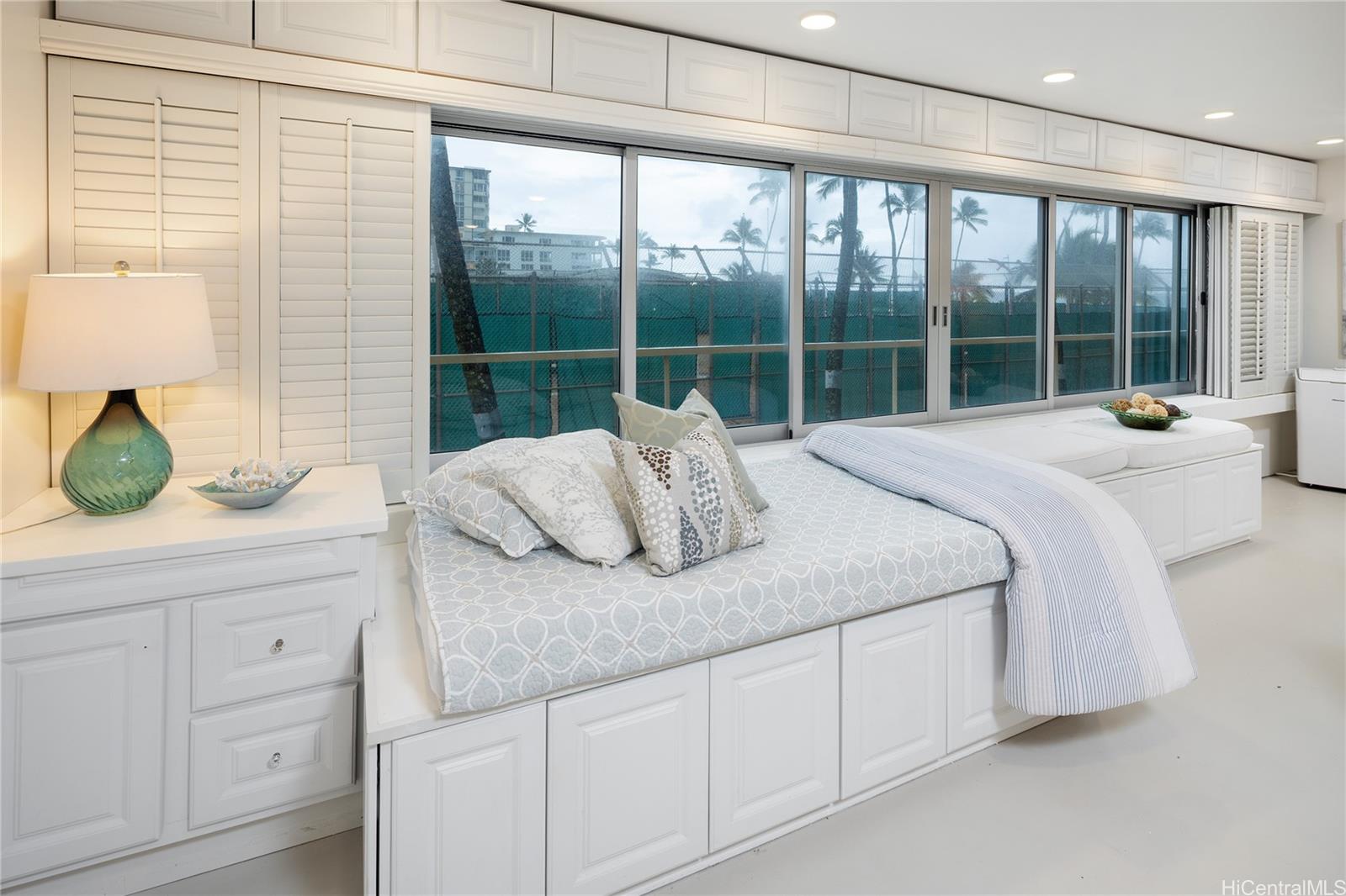 Colony Surf Ltd condo # 209, Honolulu, Hawaii - photo 7 of 21