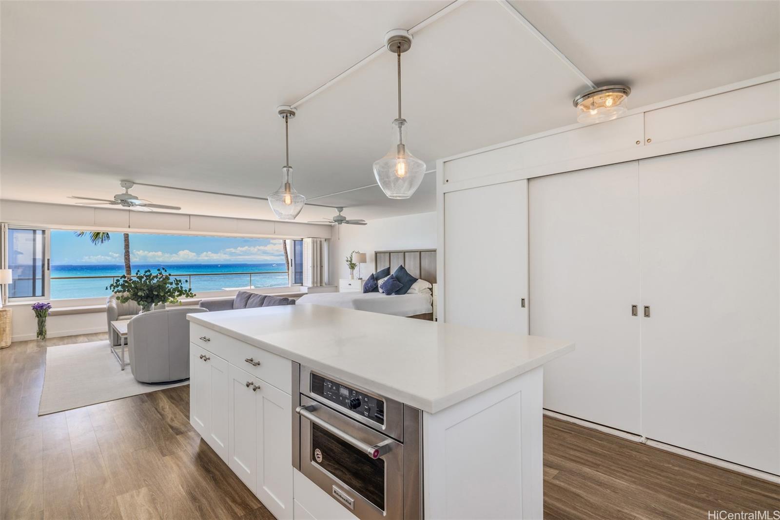 Colony Surf Ltd condo # 302, Honolulu, Hawaii - photo 18 of 25