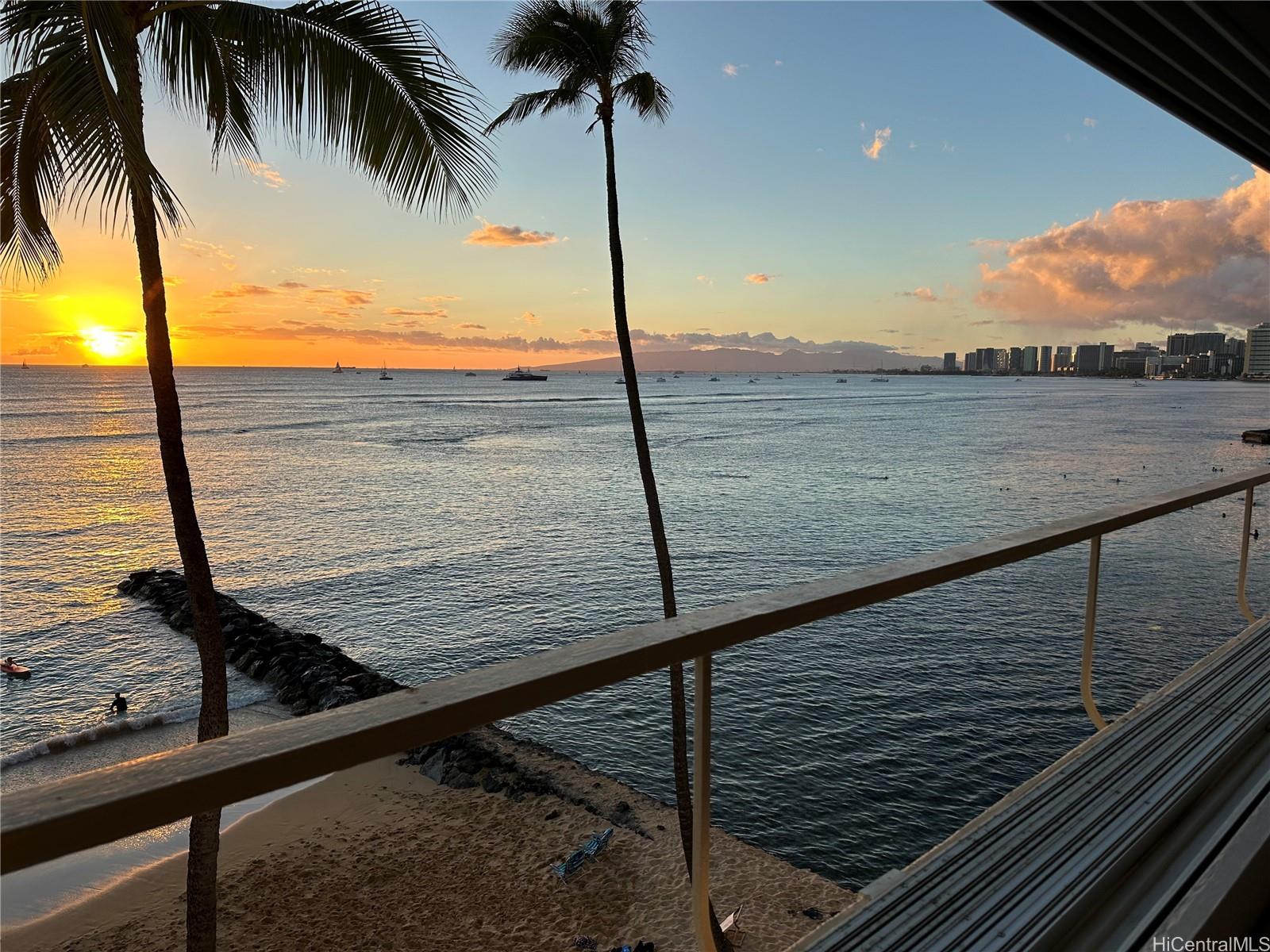 Colony Surf Ltd condo # 302, Honolulu, Hawaii - photo 25 of 25