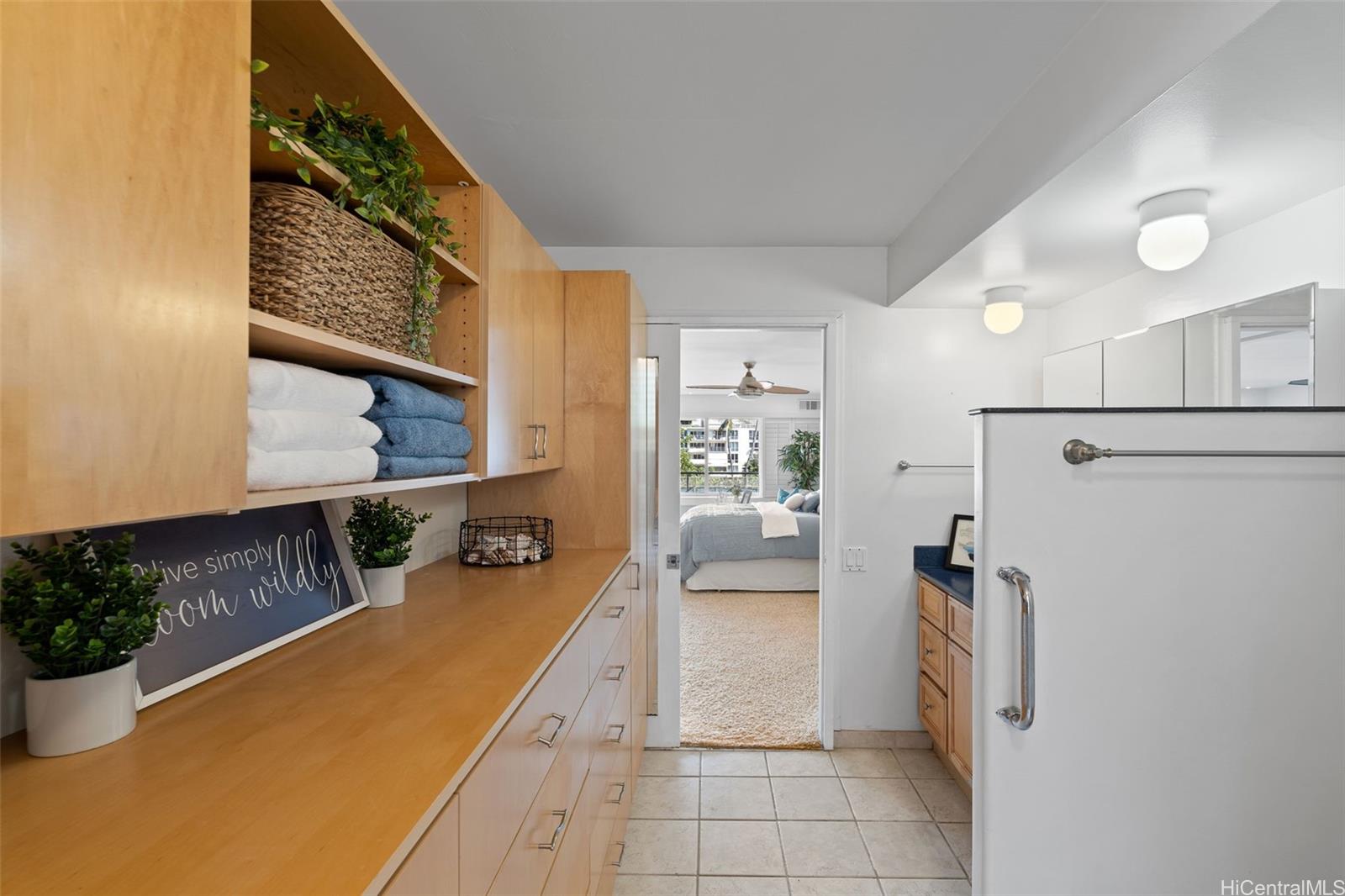 Colony Surf Ltd condo # 309, Honolulu, Hawaii - photo 14 of 25