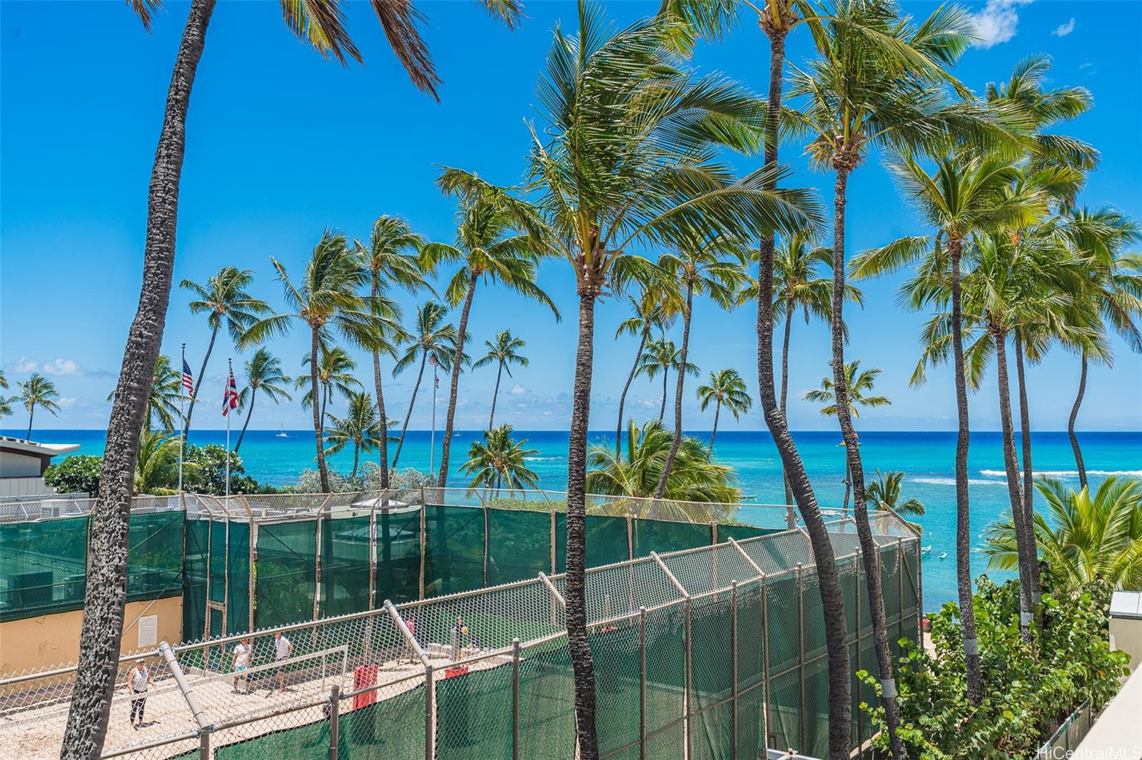 Colony Surf Ltd condo # 309, Honolulu, Hawaii - photo 7 of 18