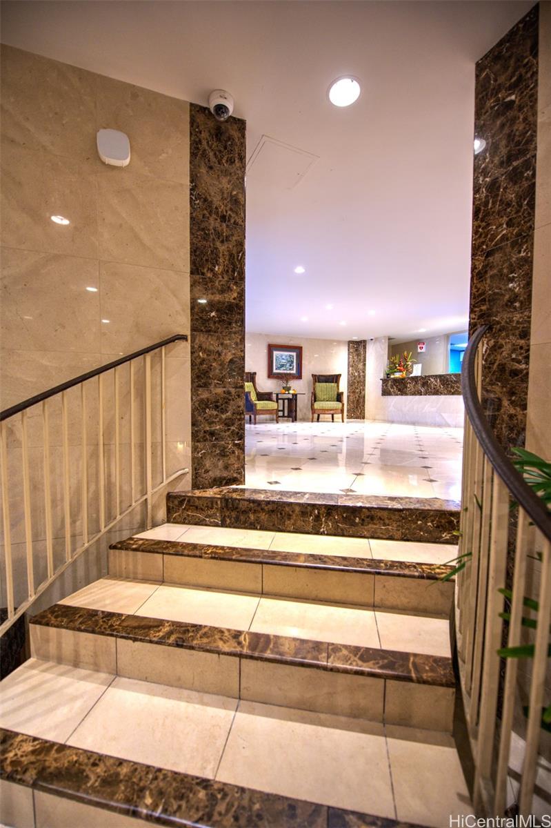 Colony Surf Ltd condo # 502, Honolulu, Hawaii - photo 17 of 24