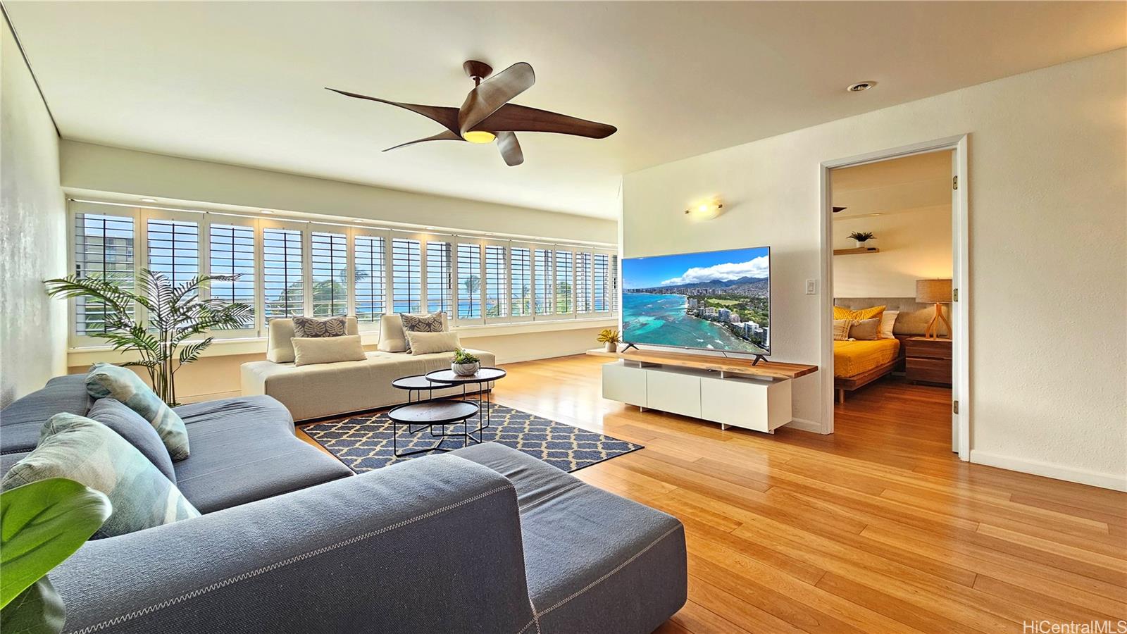 Colony Surf Ltd condo # 605, Honolulu, Hawaii - photo 21 of 25