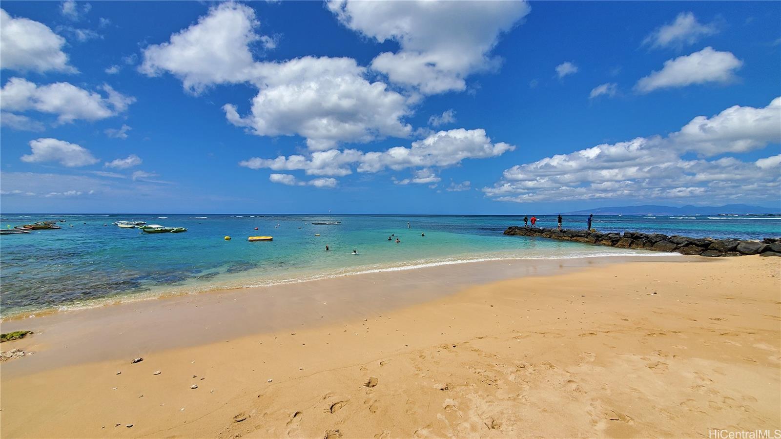 Colony Surf Ltd condo # 605, Honolulu, Hawaii - photo 4 of 25