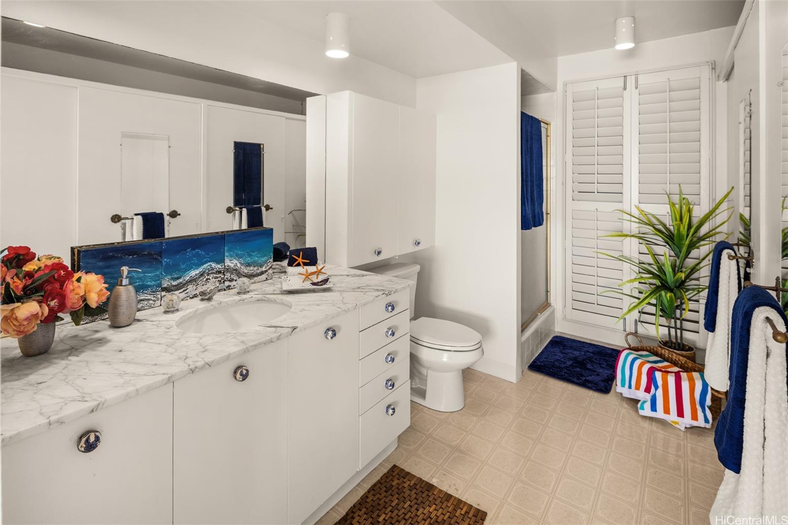 Colony Surf Ltd condo # PH5, Honolulu, Hawaii - photo 5 of 19