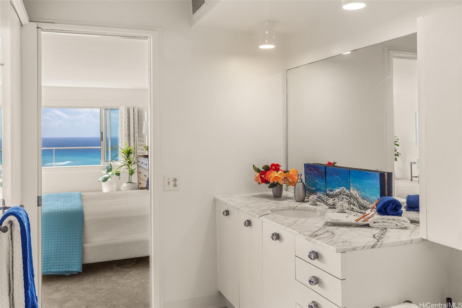 Colony Surf Ltd condo # PH5, Honolulu, Hawaii - photo 6 of 19