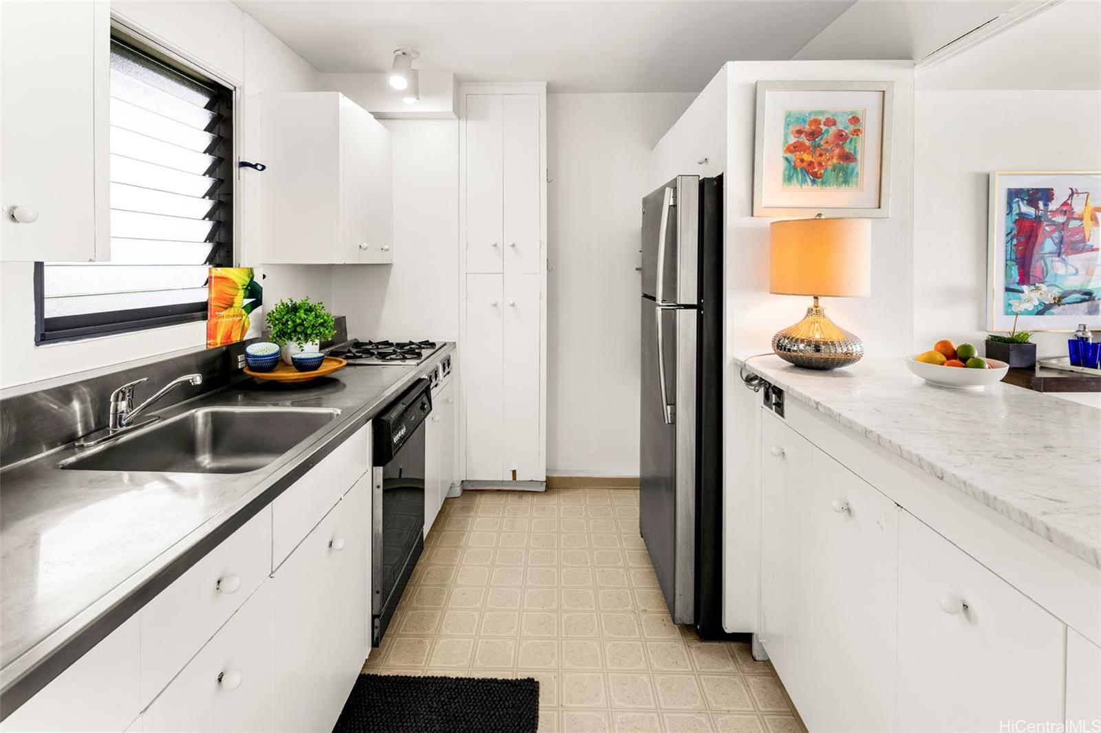 Colony Surf Ltd condo # PH5, Honolulu, Hawaii - photo 8 of 19