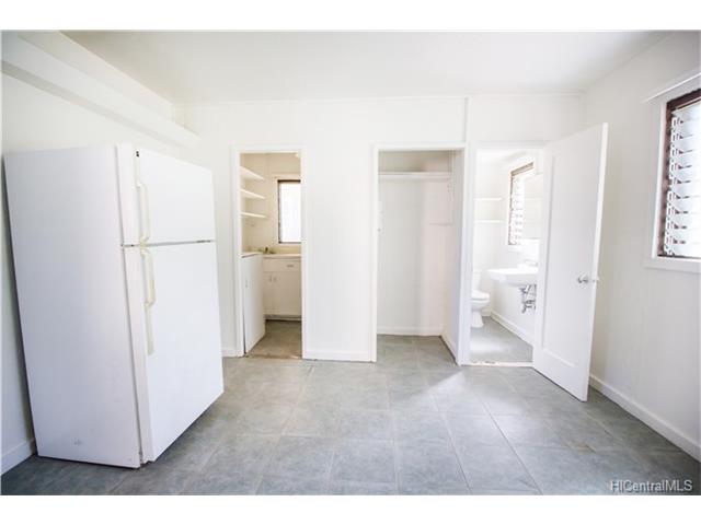 2902 Varsity Cir Honolulu - Multi-family - photo 13 of 18