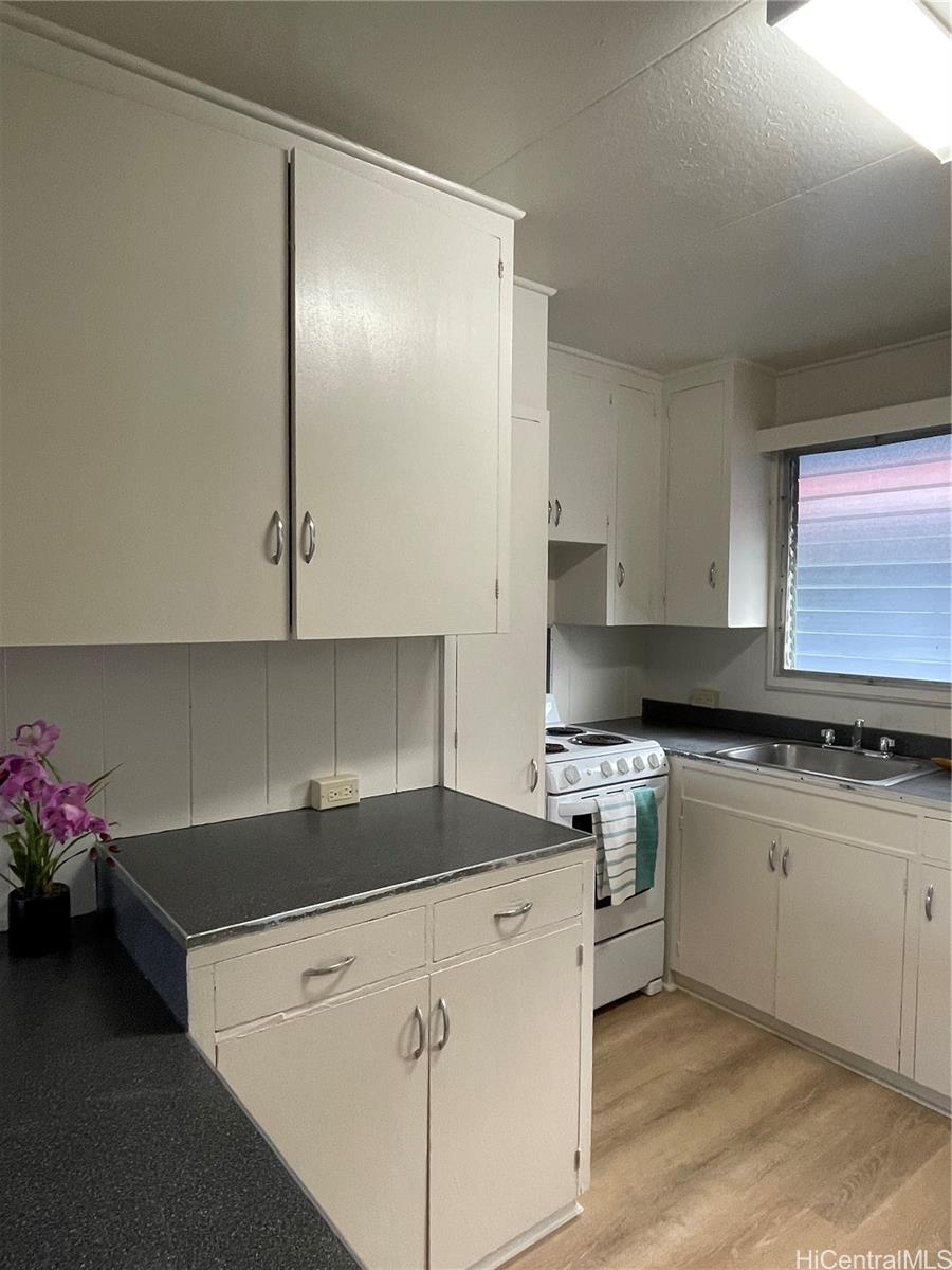 2912 Varsity Circle Honolulu - Rental - photo 8 of 11