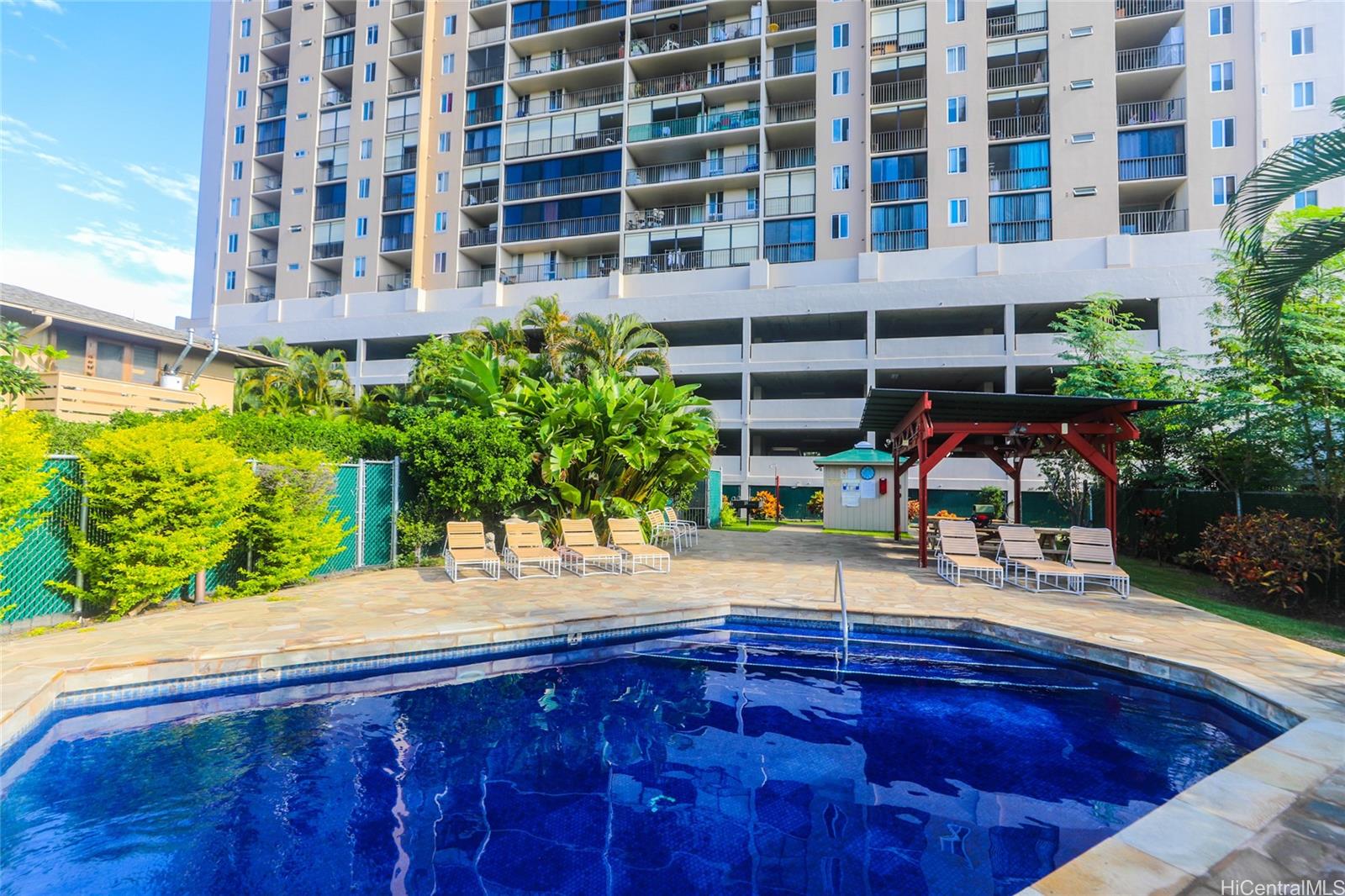 Fairway House condo # 10I, Honolulu, Hawaii - photo 20 of 23