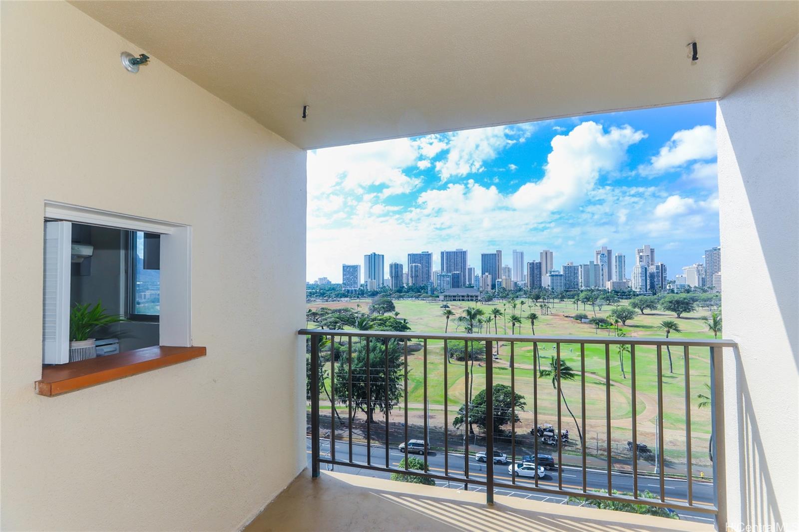 Fairway House condo # 10I, Honolulu, Hawaii - photo 3 of 22