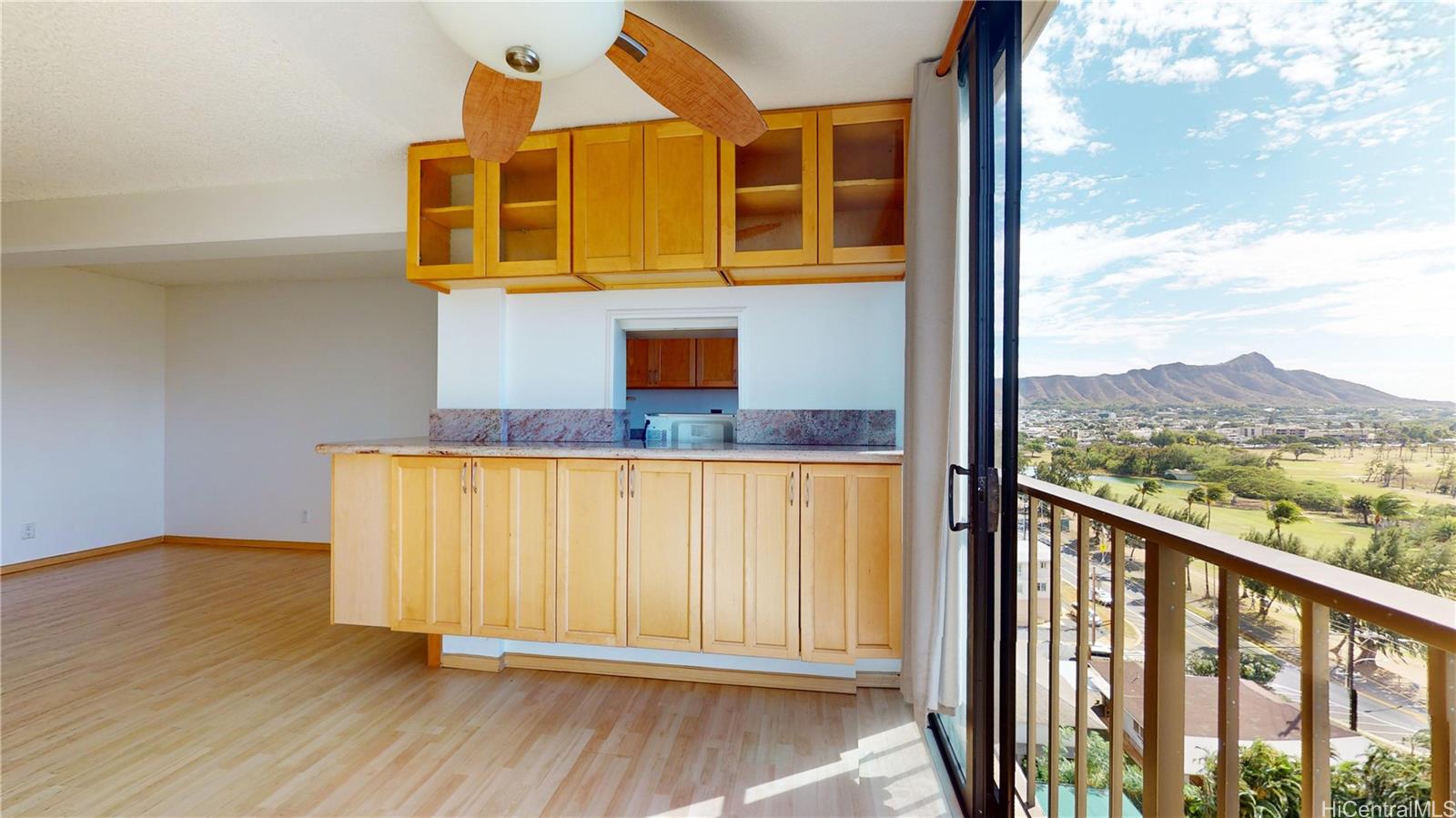 2916 Date St Honolulu - Rental - photo 8 of 25