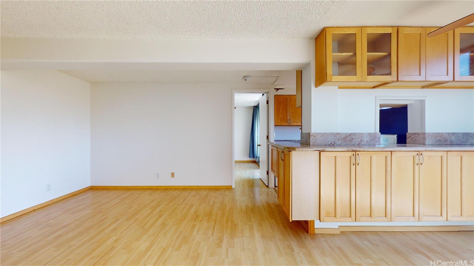 2916 Date St Honolulu - Rental - photo 9 of 25