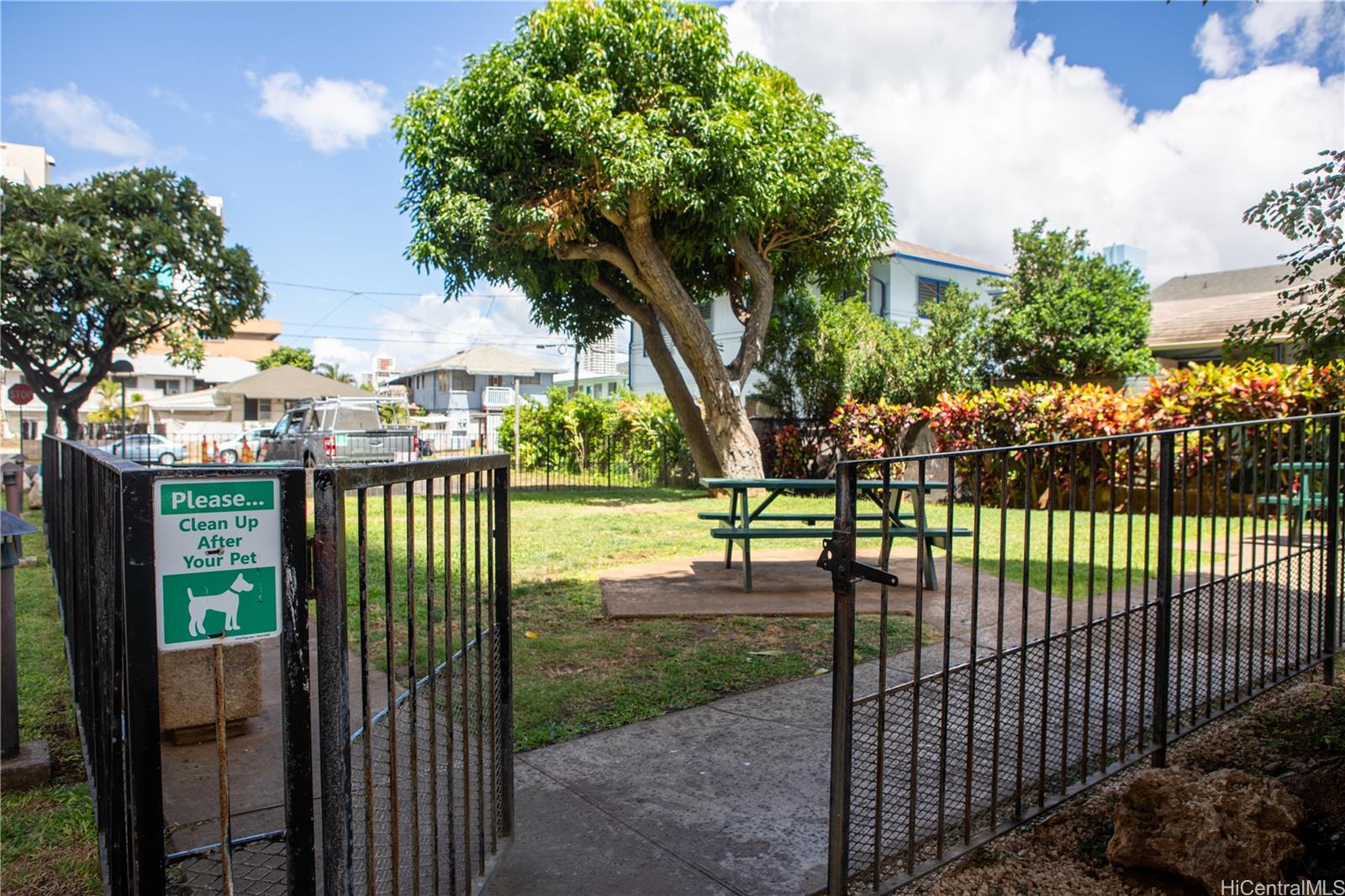 Fairway House condo # 20E, Honolulu, Hawaii - photo 18 of 25