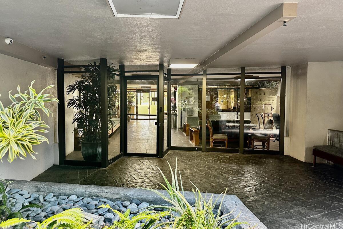 Fairway House condo # 5E, Honolulu, Hawaii - photo 15 of 22