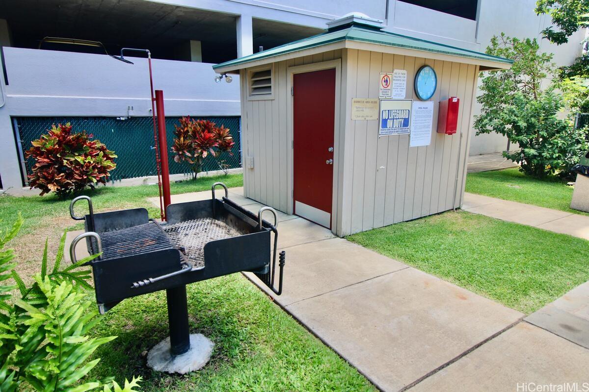 Fairway House condo # 5E, Honolulu, Hawaii - photo 21 of 22