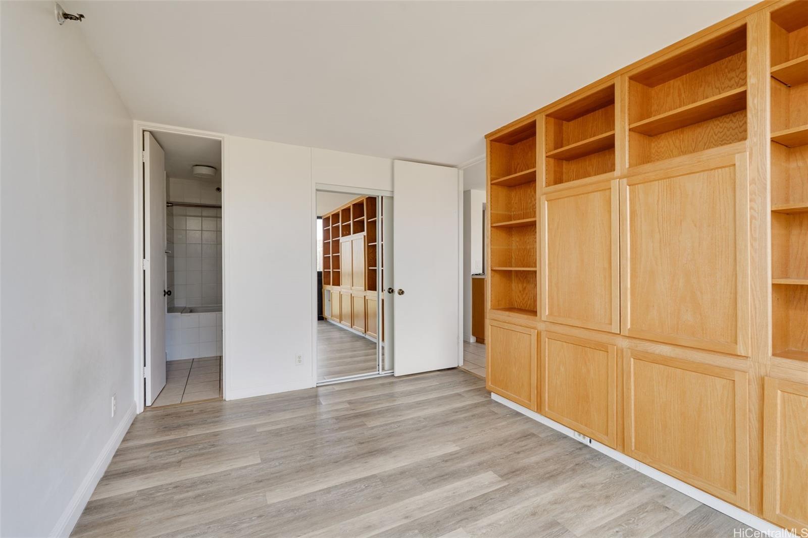 Fairway House condo # 6E, Honolulu, Hawaii - photo 11 of 25