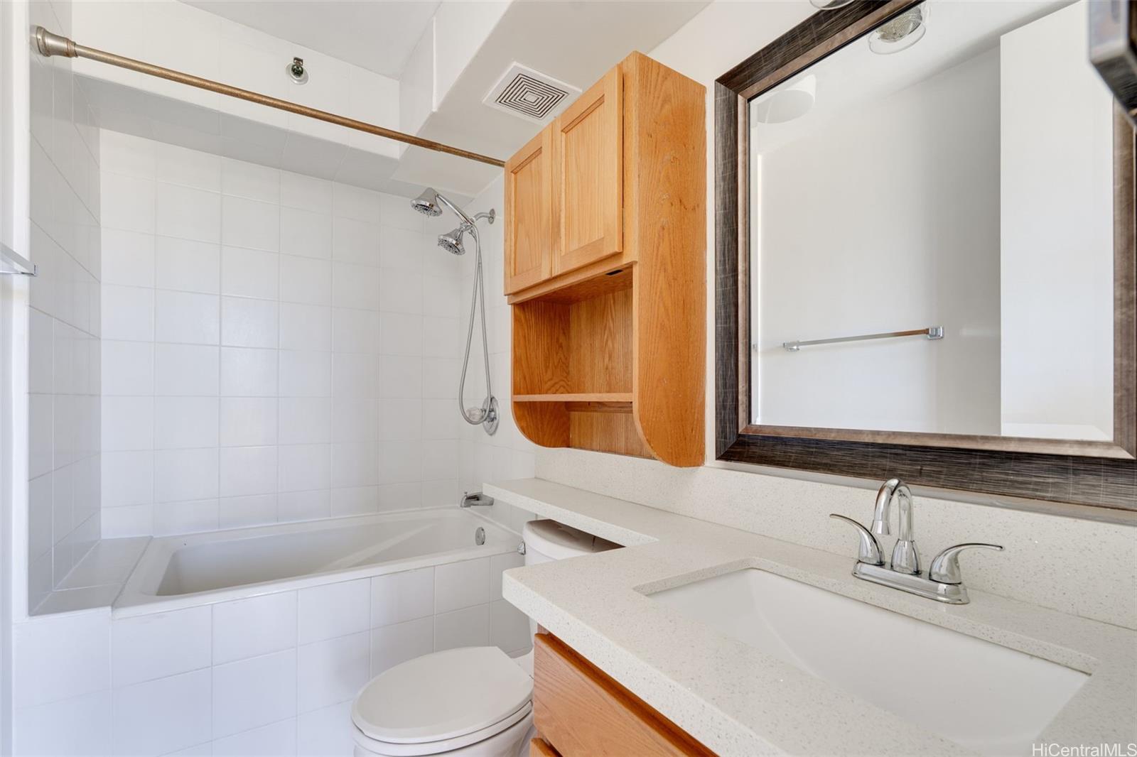 Fairway House condo # 6E, Honolulu, Hawaii - photo 12 of 25