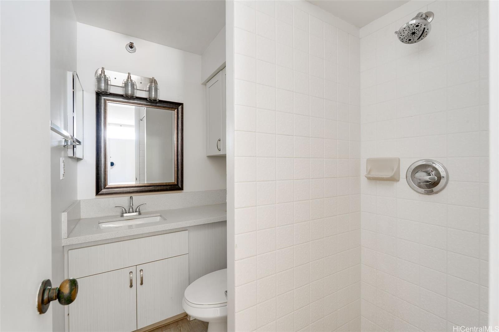 Fairway House condo # 6E, Honolulu, Hawaii - photo 15 of 25