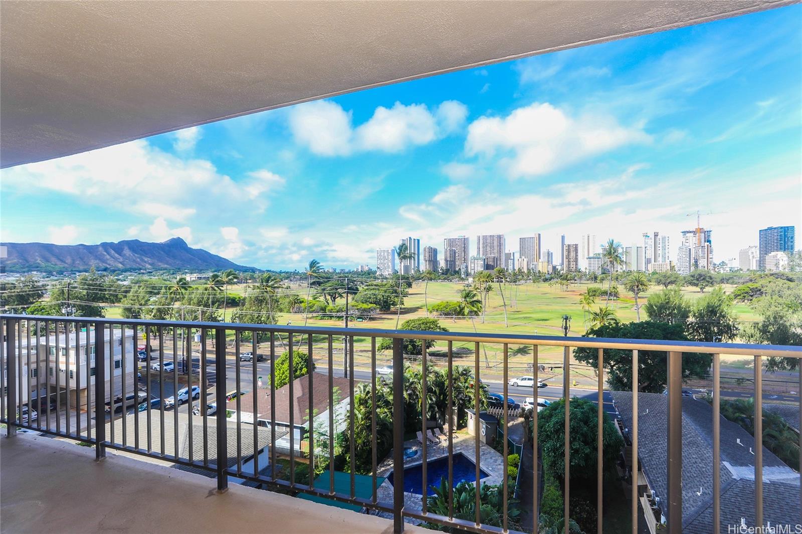 2916 Date Street townhouse # 6F, Honolulu, Hawaii - photo 2 of 25