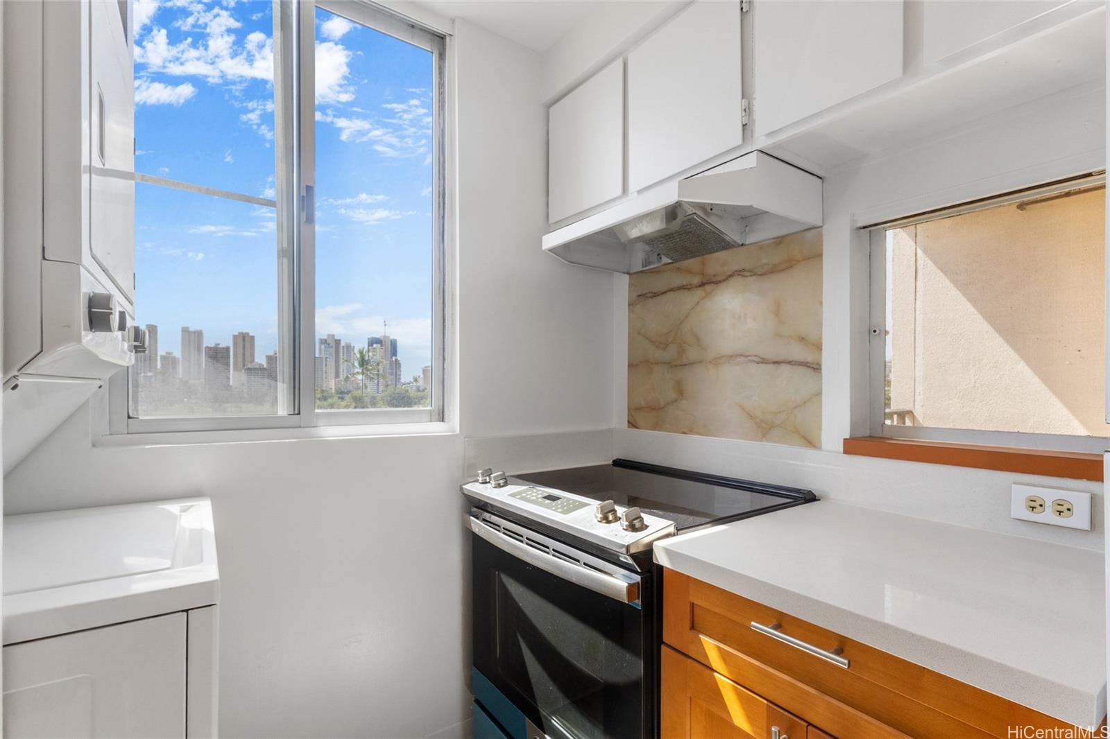 Fairway House condo # 6G, Honolulu, Hawaii - photo 5 of 20