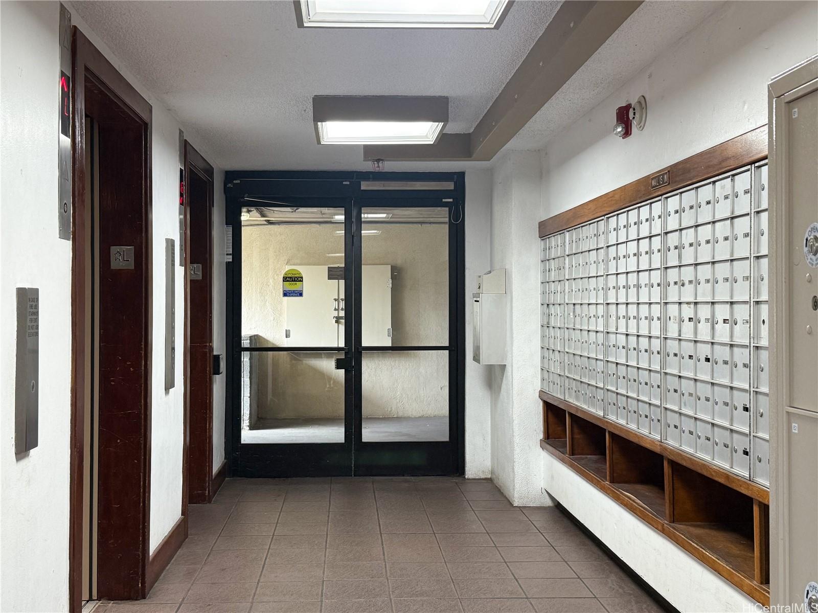 Fairway House condo # 6I, Honolulu, Hawaii - photo 11 of 18