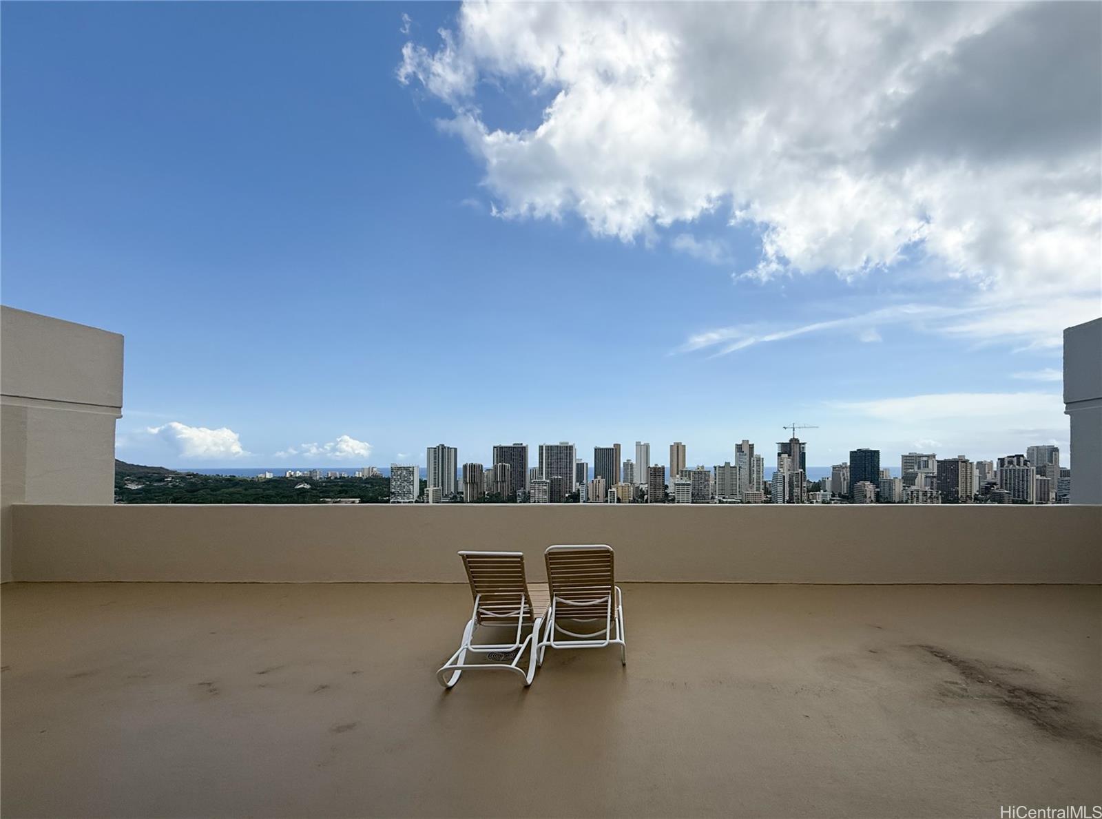Fairway House condo # 6I, Honolulu, Hawaii - photo 17 of 18